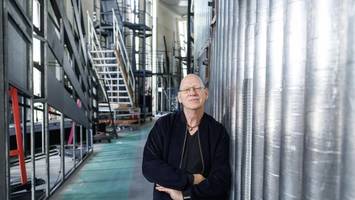 35 Jahre am Schauspielhaus: Ohne diesen Mann ist das Theater kaum vorstellbar