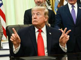 „american football“: kick it like trump