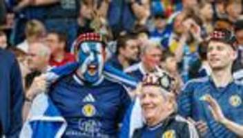 fußball-wm heute: an der flasche geht schottland in führung
