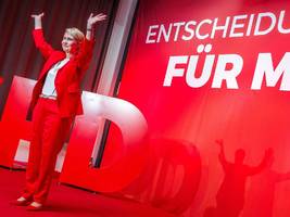 mecklenburg-vorpommern: macht manuela schwesig eigentlich wahlkampf für oder gegen ihre partei?