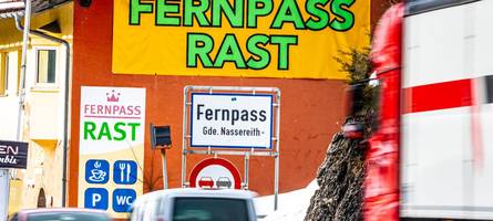 Fernpass-Blockade: Allgäuer Polizei warnt eindringlich vor Fahrten nach Tirol
