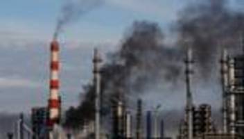 Drohnenangriffe in Russland: Ukraine greift Industrieanlagen in Russland an