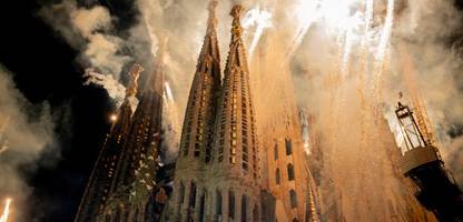 Gute Nachrichten: Sagrada Família wächst, DFB-Elf gibt Bustickets aus, Erfurt macht glücklich