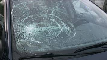 Mann demoliert 30 Autos in Billstedt – mutiger Zeuge ermöglicht Festnahme