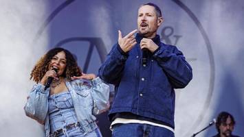 Max Herre und Joy Denalane im Stadtpark: Ein Abend voller Nostalgie