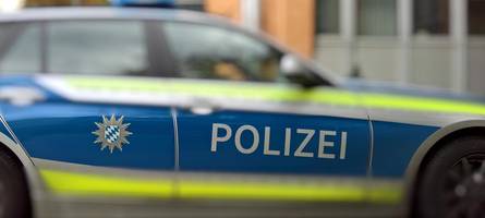 Mann beißt Polizeibeamten bei Kontrolle in den Finger