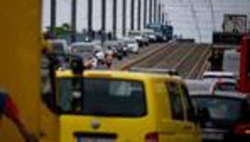 beschluss der stadt: nach brückensperrung: Öpnv in bonn bis ende juni kostenlos