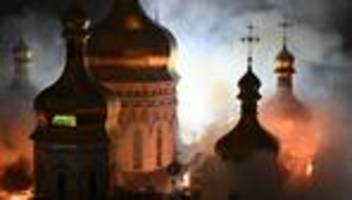 Weltkulturerbe: Russischer Angriff setzt Höhlenkloster in Kyjiw in Brand
