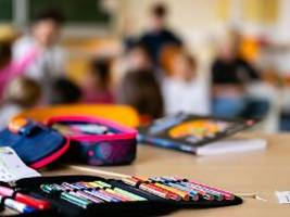 Bildungsbericht veröffentlicht: Kitas und Schulen können trotz Geburtenknick nicht aufatmen