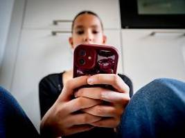 Großer Tag für unser Land: Großbritannien will Social Media unter 16-Jährigen verbieten