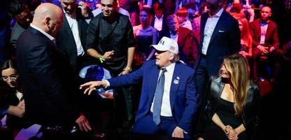 Donald Trump feiert 80. Geburtstag: Erst ein Deal mit Iran, dann Käfigkämpfe
