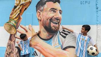 Argentiniens Altherrenauswahl startet die Mission Titelverteidigung gegen Algerien