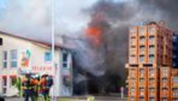 Brände: Feuer im Feuerwehrhaus - warum Geduld und Geld gefragt sind