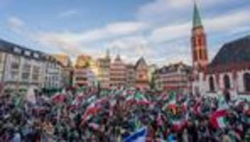 Demo-Hauptstadt: Warum wird in Frankfurt so viel demonstriert?