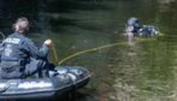 extremismus-verdacht: taucher suchen donau nach sabotage-beweisen ab
