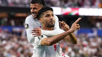 Irans Fußballer senden Botschaften – im und nach dem Spiel
