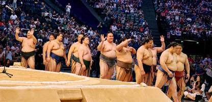Sumo in Paris: Wie klug die stärksten Männer Welt ihre Kraft einsetzen