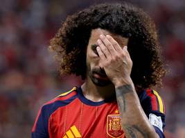 Spaniens verpatzter WM-Start: Querpass, Querpass, null Tore