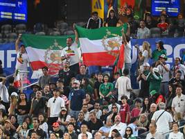 wm-auftakt für iran: zwischen „la ola“ und „desaster“