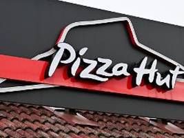 schwächelnde restaurantkette: pizza hut bekommt einen neuen besitzer