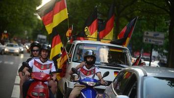 wm, em, autokorso: warum der kudamm berlins größte jubelmeile ist und bleibt