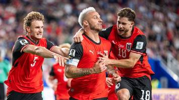 Eigentor und Elfmeter: Österreich startet mit glücklichem Sieg in die WM