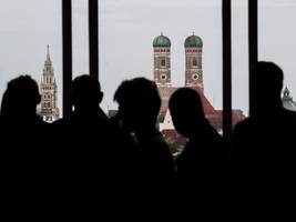 kommunen in der krise: warum selbst dem reichen münchen das geld ausgeht