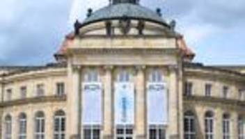 Festival «Theater der Welt»: Festivalauftakt: Kinder erschaffen papierne Fantasiewelt