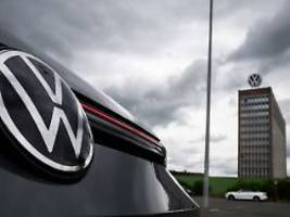 umbau zeigt erste wirkung: 28.000 vw-mitarbeiter stimmen freiwilligem konzernaustritt zu