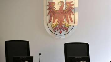 Wegen Mordes angeklagt: 27-Jähriger verursacht tödlichen Unfall