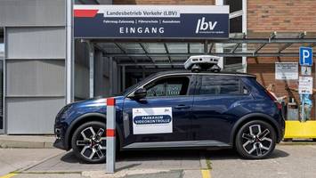 parken in hamburg: hier entlarven jetzt video-autos die verkehrssünder