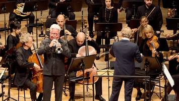 elbphilharmonie: der mann, der zwei trompetenkonzerte an einem abend schafft