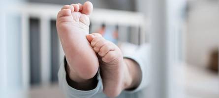 Das Rätsel um die Sommer-Babys: Warum zwischen Juli und September so viele Kinder geboren werden