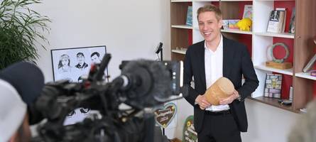 wie wollen sie münchner so glücklich machen wie augsburger, herr krause?