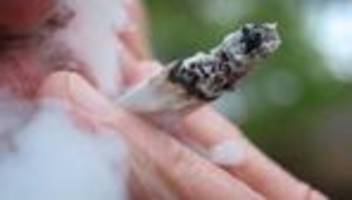 drogen: verbotszonen oft unklar – polizei kämpft mit cannabis-regeln
