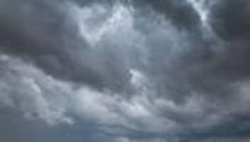 Starkregen und Hagel: Warnung vor schweren Gewittern