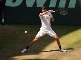 jetzt gegen angstgegner : nervenstarker zverev kämpft qualifikanten in hitzetest nieder