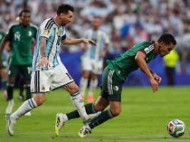 Können nicht schweigen: Algerien reicht wegen foulendem Messi Protest ein