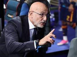 Unglaublich beleidigend: Spaniens Trainer attackiert Kritiker des besten Spielers der Welt