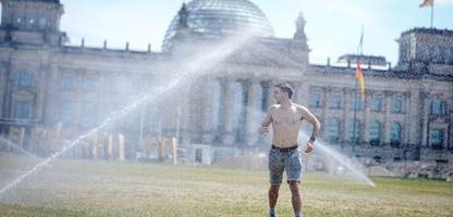Hitze: Wo die Menschen in Deutschland Abkühlung suchen – die Bilder