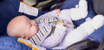 vergessenes baby syndrom: wieso menschen ihr baby im auto vergessen – und wie man diese aufmerksamkeitslücke bekämpft