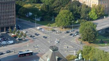 straßenarbeiten in hamburgs city: bezirk kündigt „umfangreiche sperrungen“ an