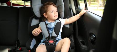 kind stirbt in heißem auto: wie eltern ihr kind vergessen können