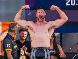MMA-Prinzessin triumphiert: König Fleury verteidigt Titel auf unnachahmliche Art