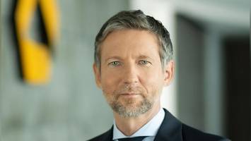 Top-Banker fragt: Brauchen Sparer wirklich „70 Waschmaschinen als Notgroschen“?