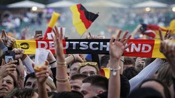 deutschland–elfenbeinküste: tausende gucken heute im biergarten und auf dem kiez