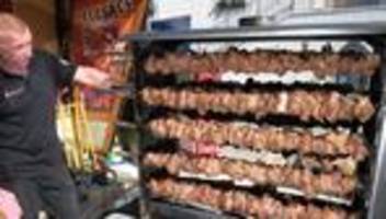 Freizeit: Tausende feiern Musik und Mutzbraten bei Sommerhitze