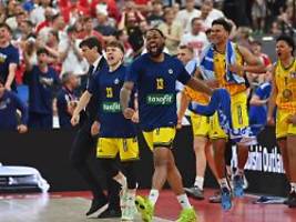 Das Dutzend ist voll: Alba Berlin schockt die Bayern und ist deutscher Meister