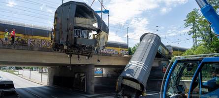 aufräumarbeiten nach güterzug-unfall in münchen beendet