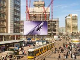 Baukonzern jetzt im Dax : Hochtief-Aktien rücken in die Spitzenliga